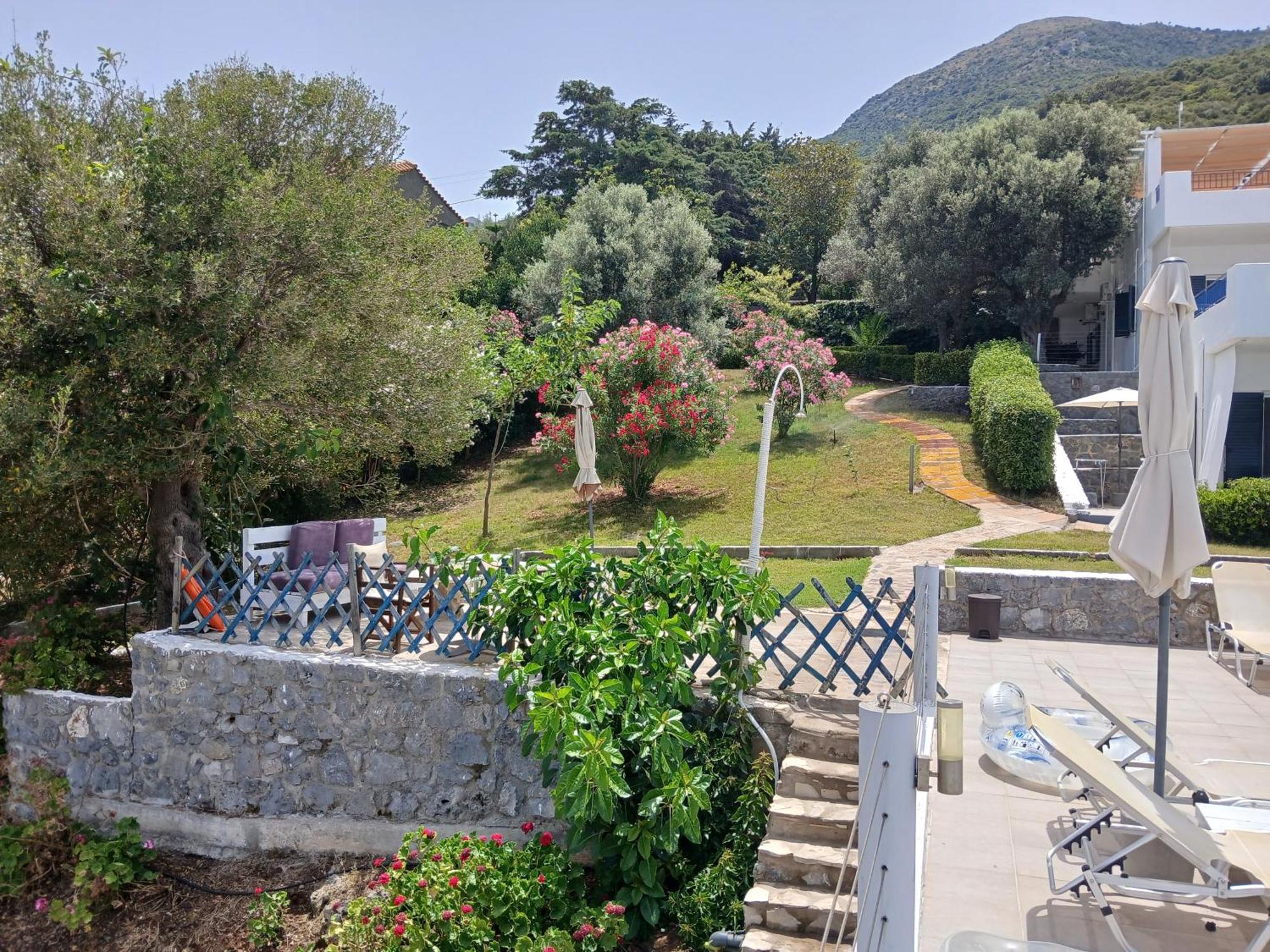 Apartment Kapetaniou